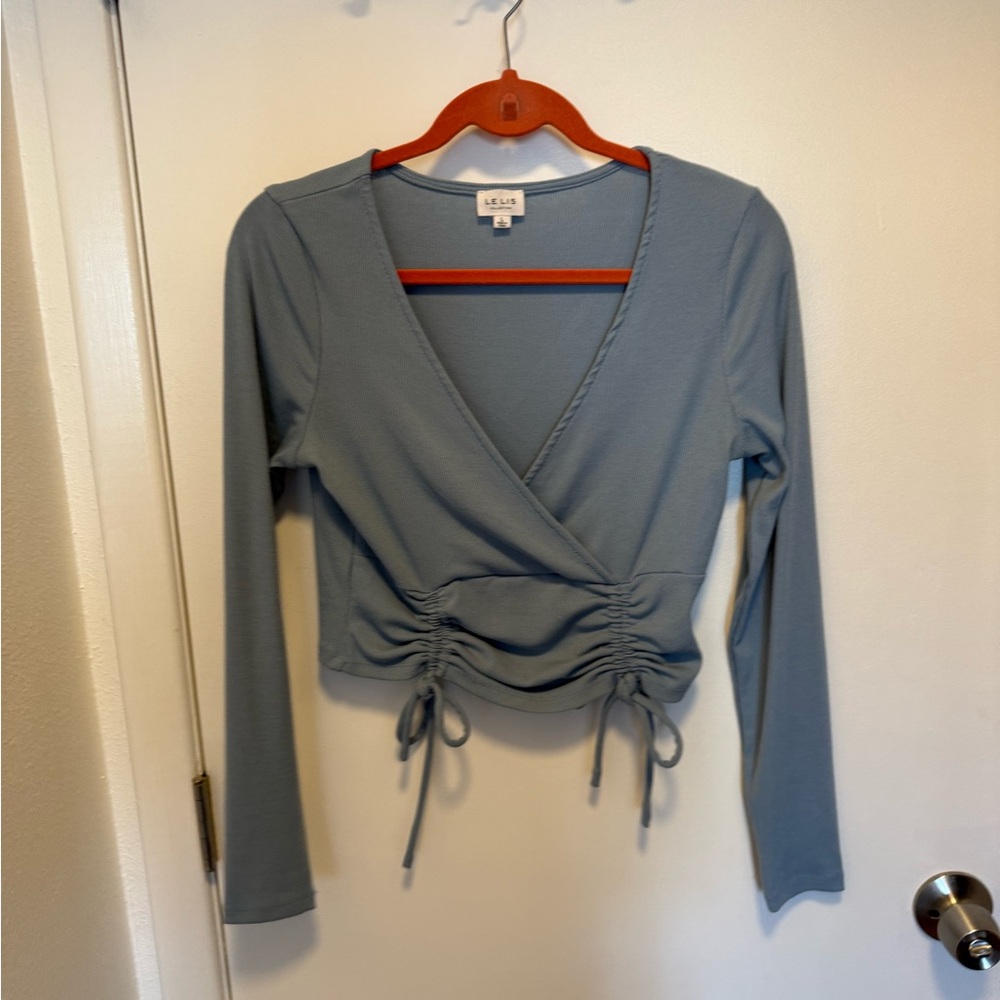 ❤️‍🔥 4 for $25 SALE: Women's Light Blue Cropped Wrap Top